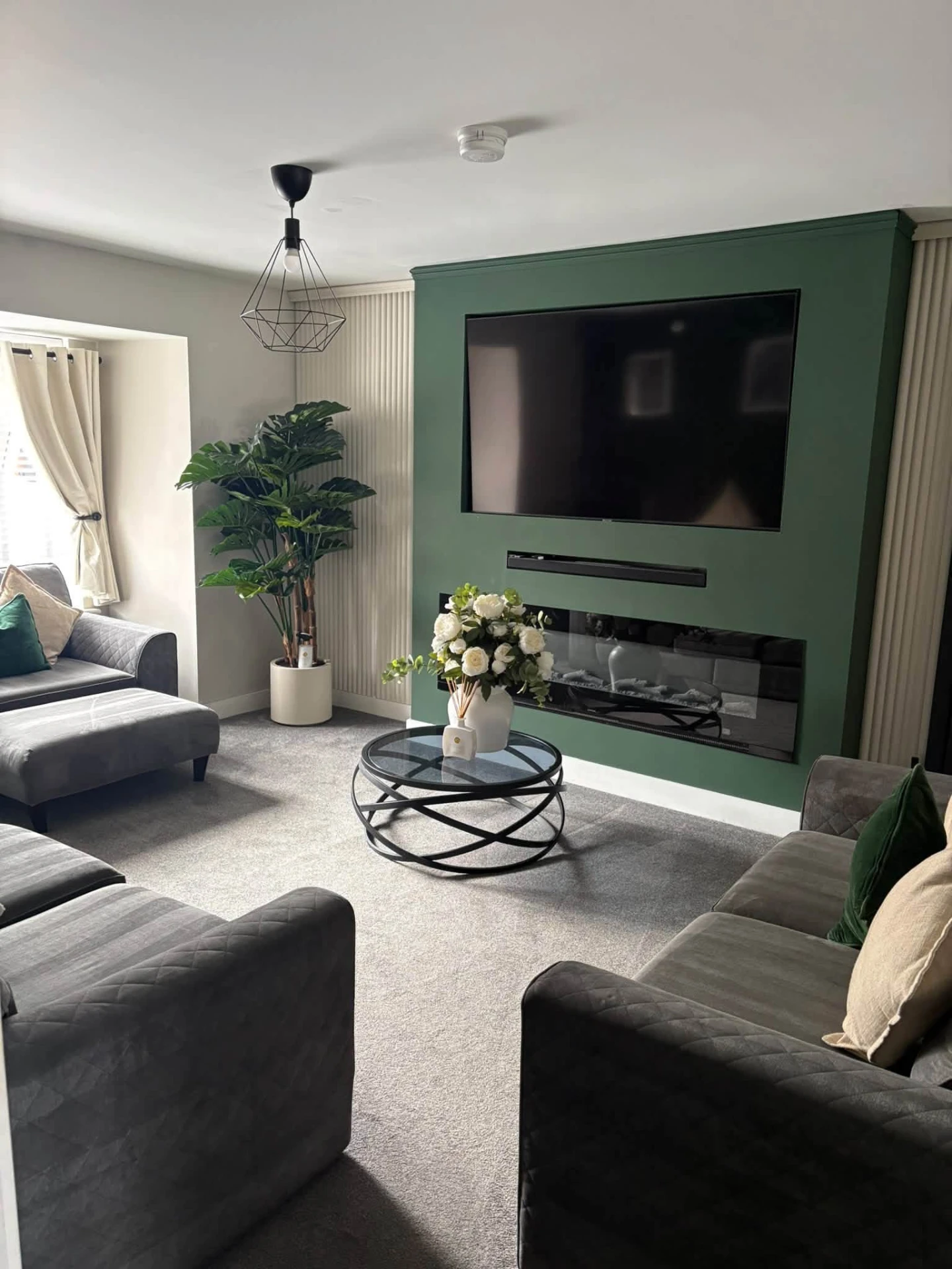 A freshly cleaned living room